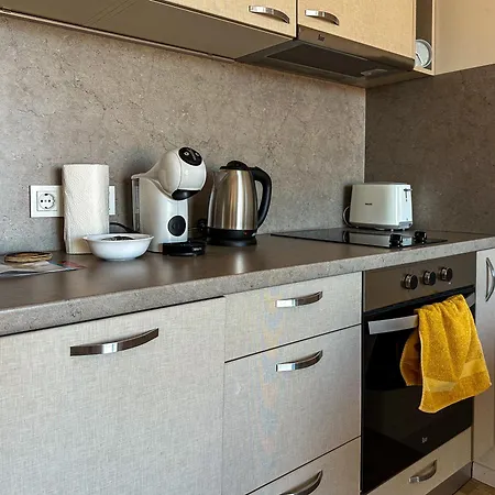 Daire Quiet & Comfortable Urban Retreat