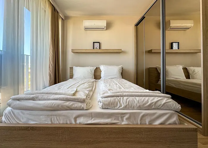 Quiet & Comfortable Urban Retreat *